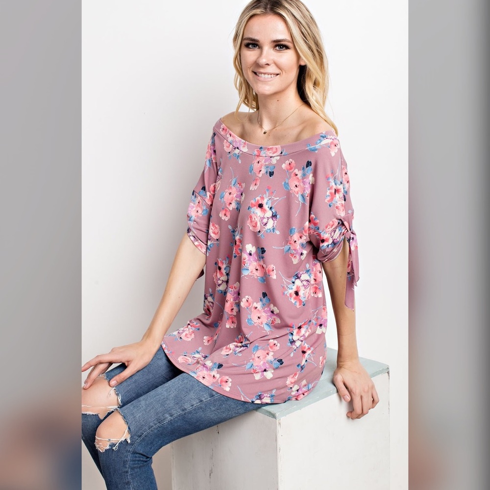 Beautiful πΈ On/Off Shoulder Floral Tunic! - Picture 2 of 4
